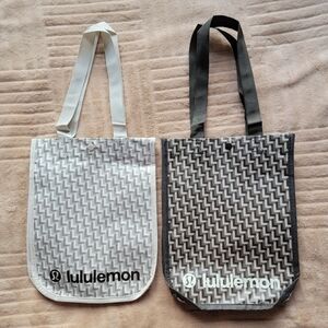 2 Lululemon bags